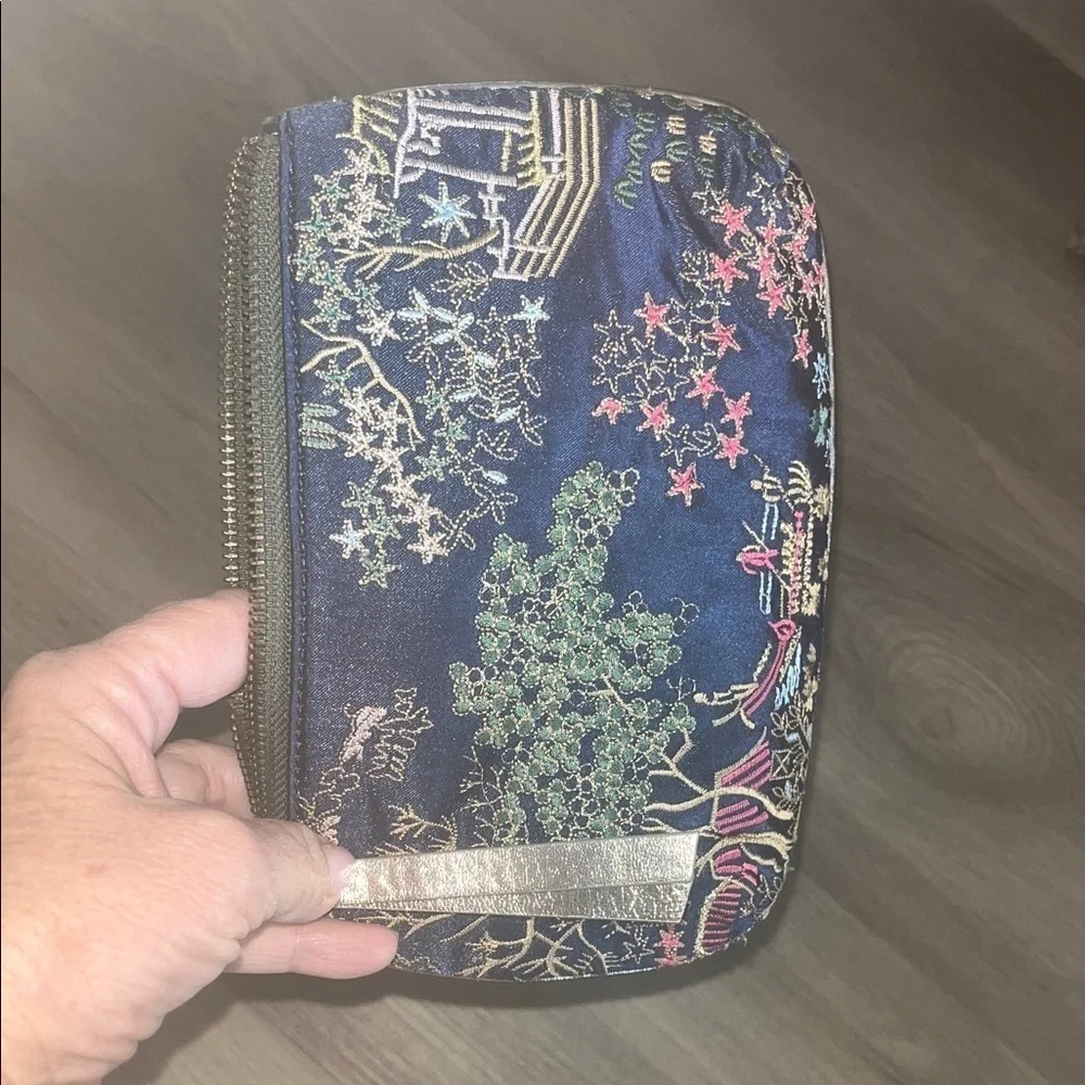 Green Velvet Cosmetic Pouch with Gold Letter J preowned